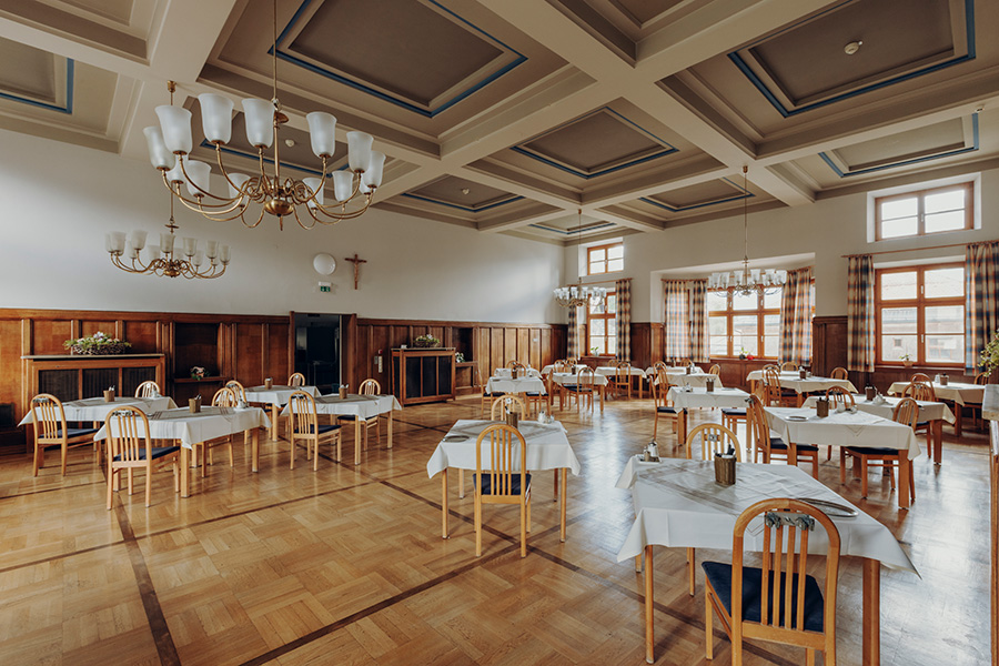 Speisesaal für Rehabilitanden Speisesaal für Rehabilitanden