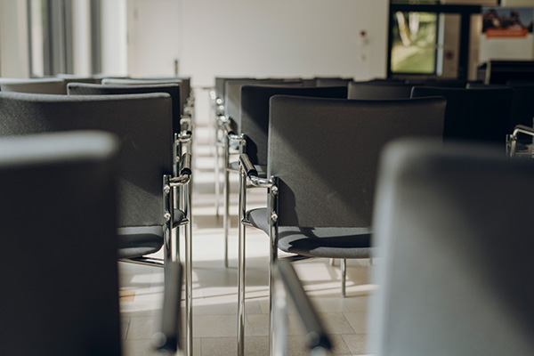 Hörsaal für Beratung und Schulung Hörsaal für Beratung und Schulung